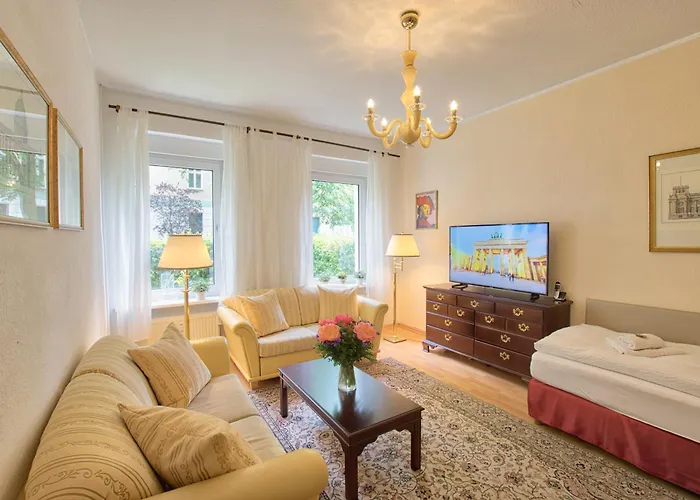 Holiday Berlin Apartments ברלין